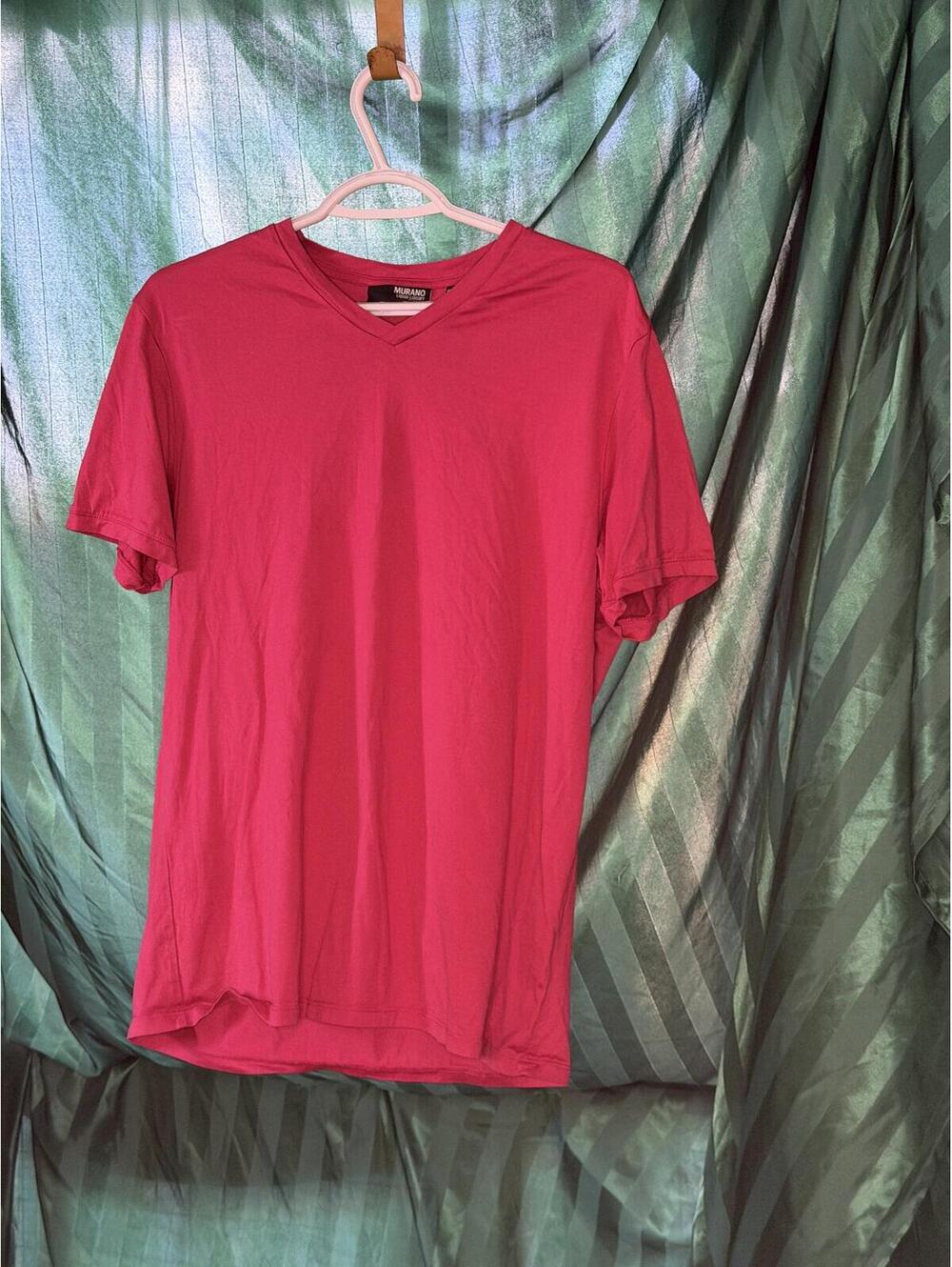 Murano Liquid Luxury Men's V-Neck T-Shirt - Pink - Picture 1 of 5